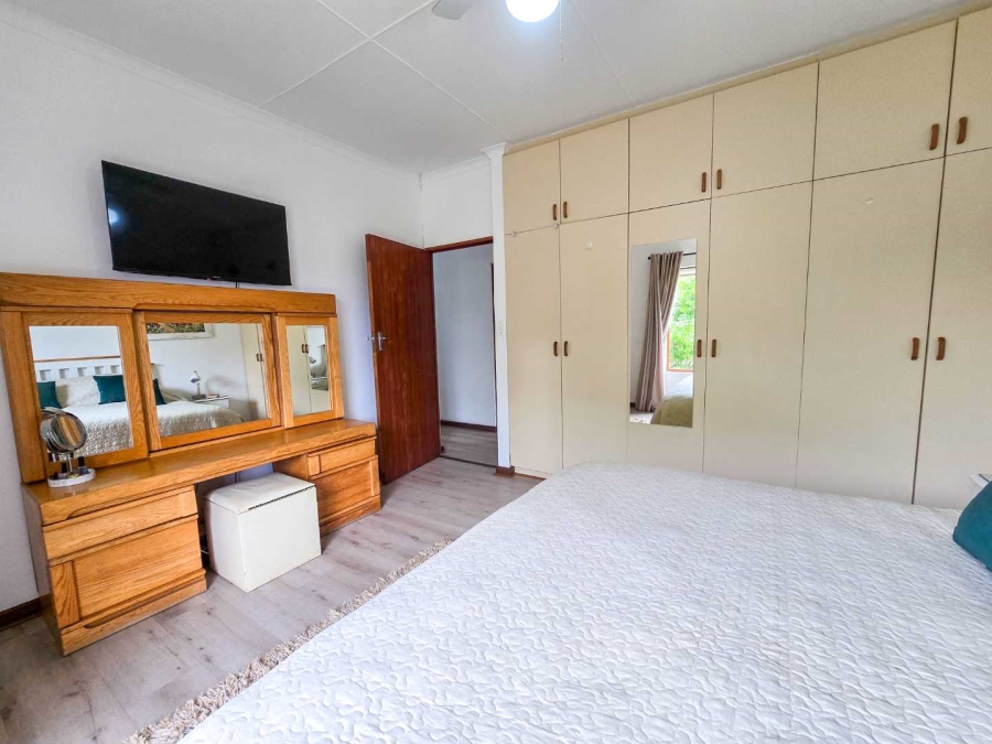 3 Bedroom Property for Sale in Stilbaai Wes Western Cape